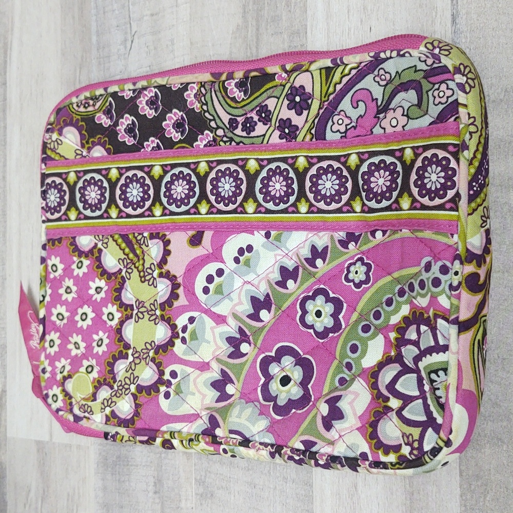 Vera Bradley~Mini Tablet Cover~Very Berry Paisley
